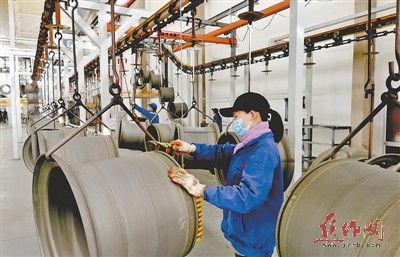 圖片新聞技術(shù)開(kāi)發(fā) 變革內(nèi)容創(chuàng)作與傳播的新引擎