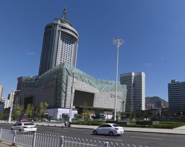 蘭州國芳百貨LED大屏廣告 占據東方紅商圈核心，引爆品牌聲量